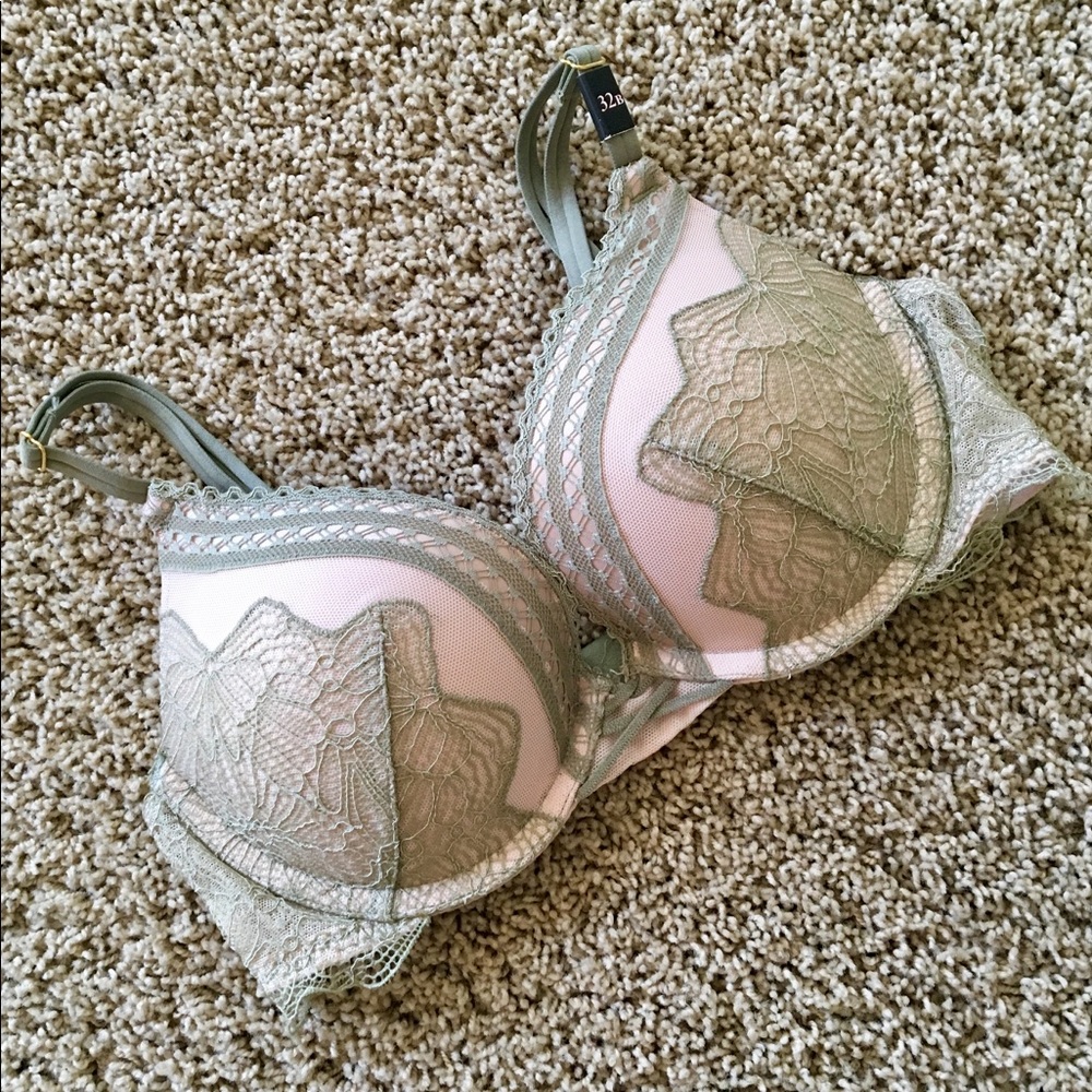 Victoria’s Secret Push-up Bra